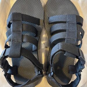Teva Black Multi‑Strap Outdoor Sandals
